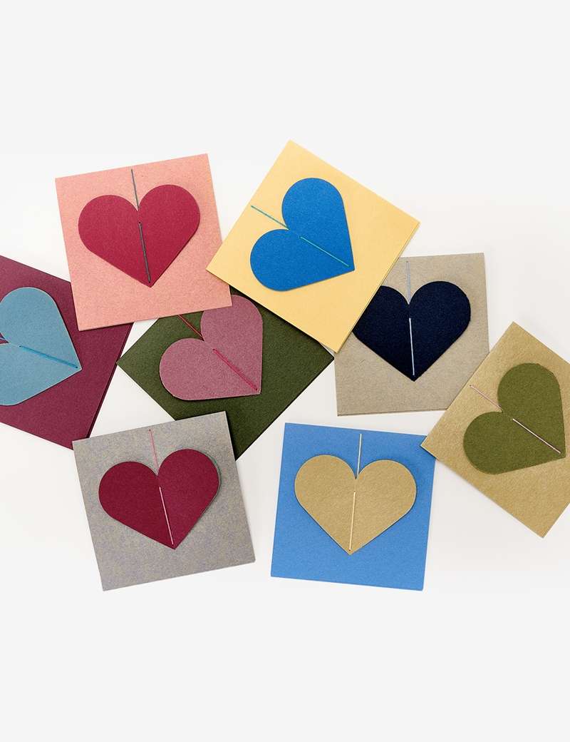Zatouri Heart Hand-Stitched Card (1pc)