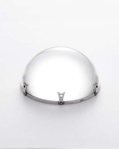 Pyo Magnifying Glass Paperweight with Arabesque Pattern