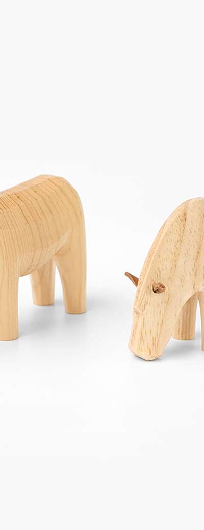 Tamna Horse (Medium)