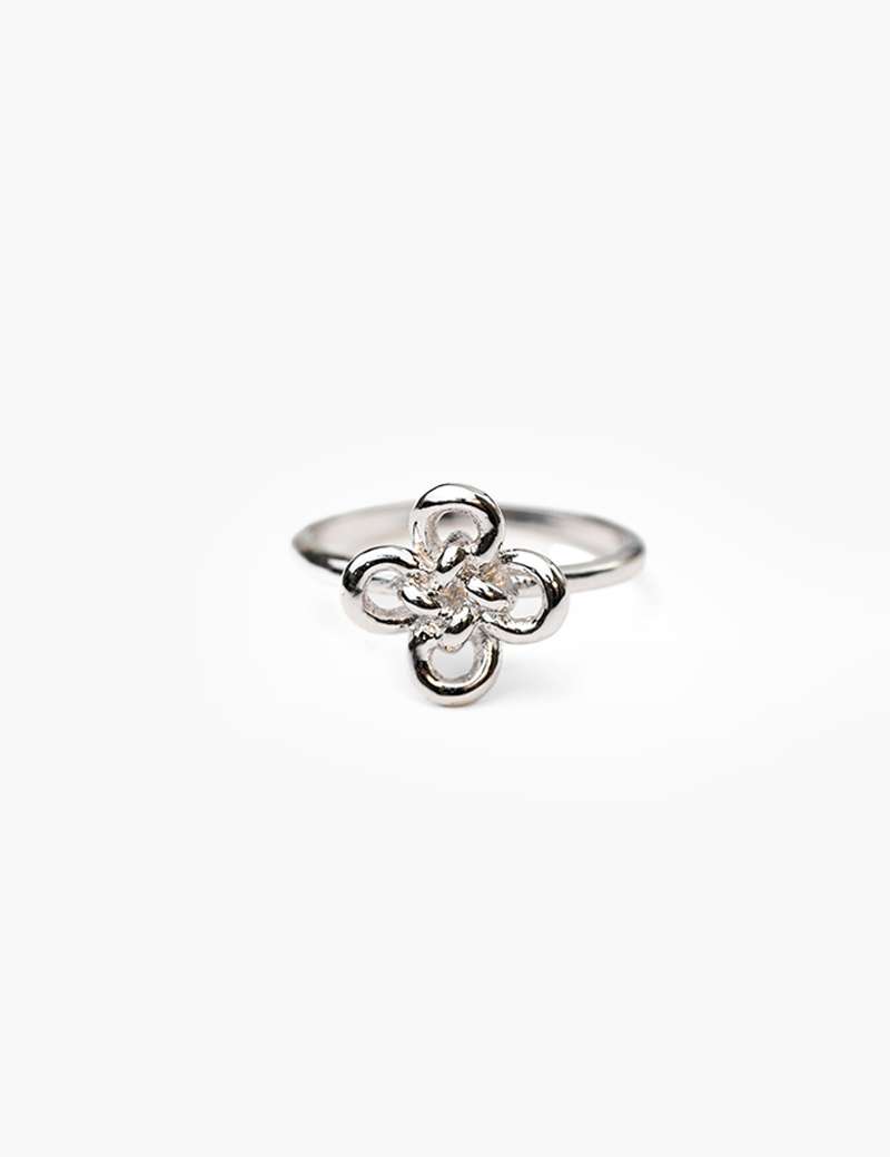 Plum Knot Ring