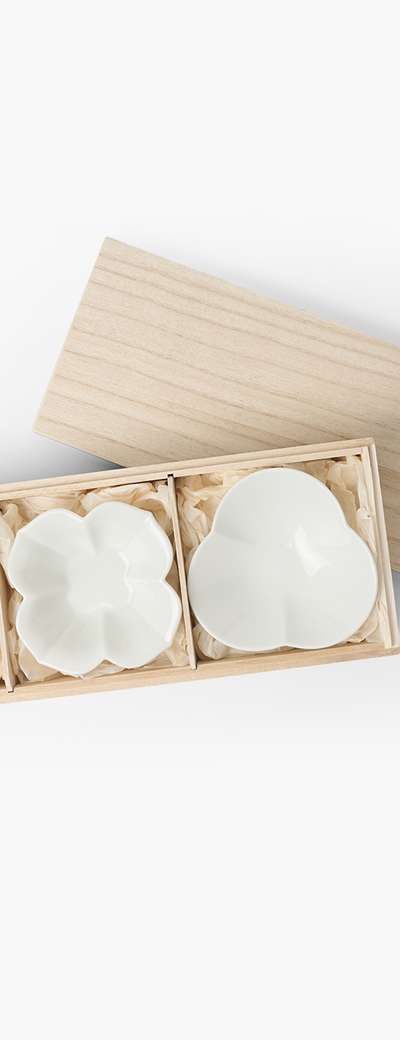 3-Piece Flower-Shaped Sauce Dish Set (Paulownia Wood Packaging)
