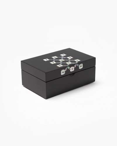 Lattice Flower Pattern Business Card Case
