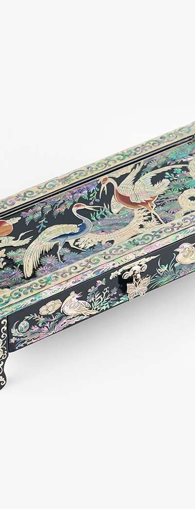 Crane and Pine Mother-of-Pearl Brush Case