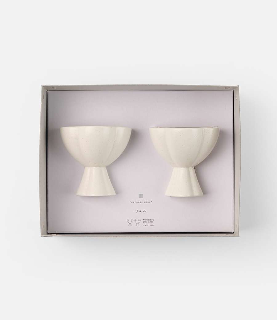 White Porcelain Soju Cup & Sauce Bowl Set