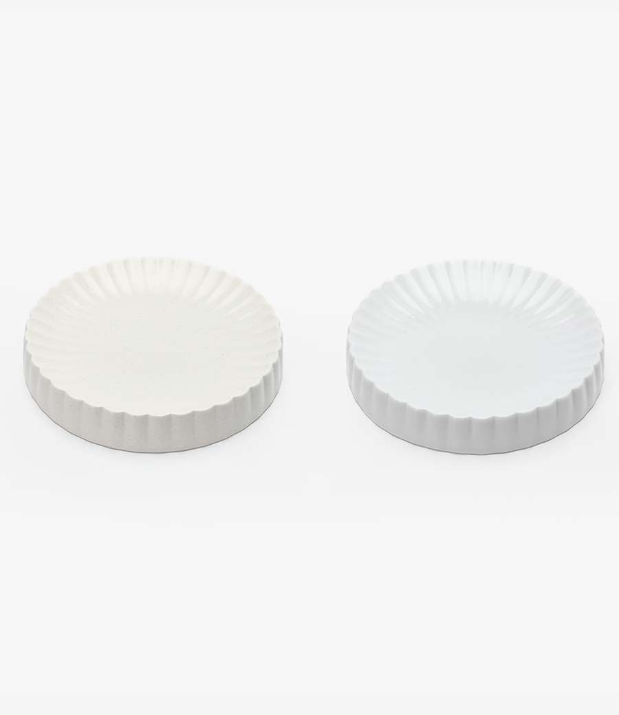 White Porcelain 32-Leaf Plate (M)