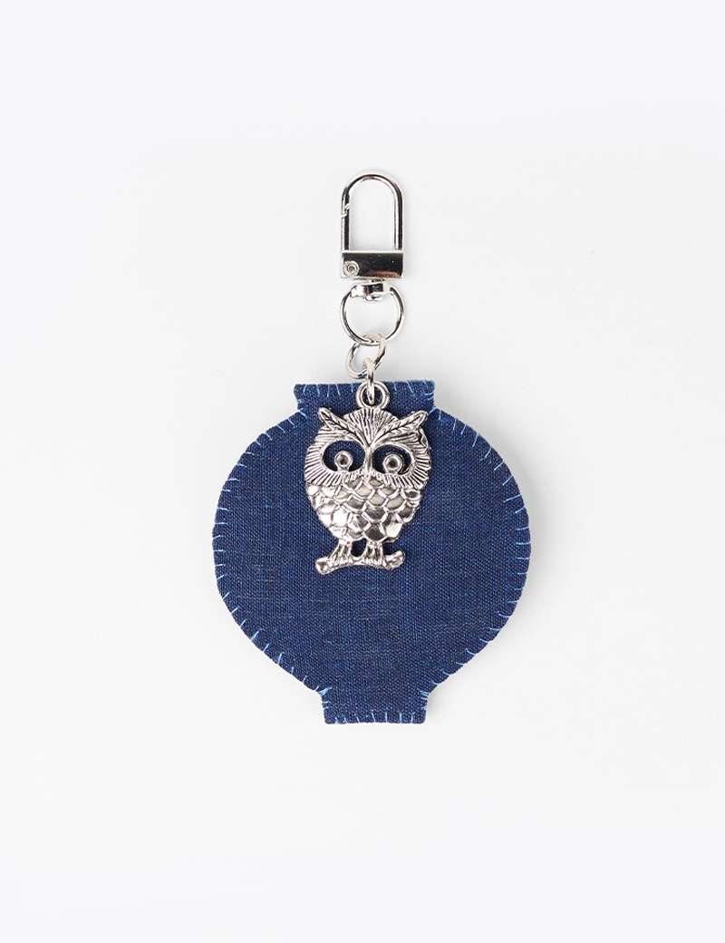 Natural-Dyed Moon Jar Keyring (Large)