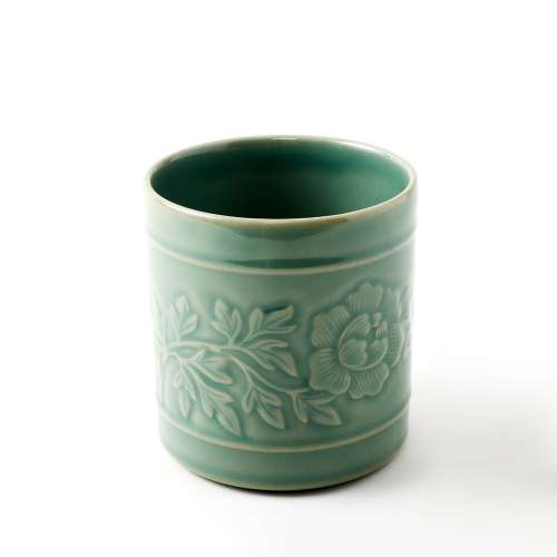 Gangjin Celadon Brush Washer (Peony Design)