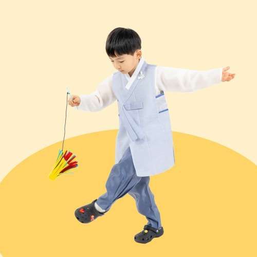 Traditional Korean Holiday Game Craft Kit - Easy Jegichagi (Hacky Sack) DIY and Craft Activity