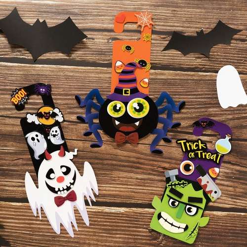 Cute Door Sign Halloween DIY Craft Kit - At-Home Halloween Activity