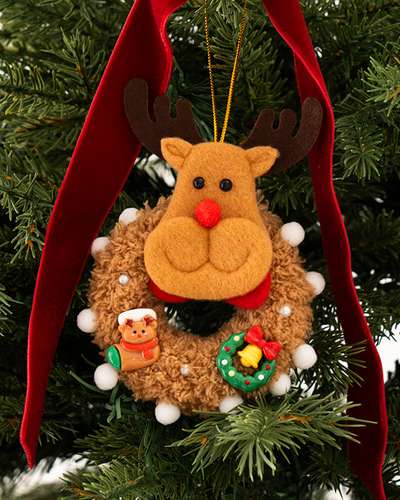 Christmas Yarn Keyring DIY Craft Kit - Ornament & Decoration Set