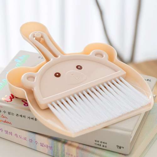 Classroom Supply Mini Broom and Dustpan Set