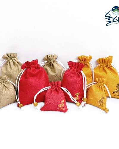 Elegant Korean Lucky Pouch - Traditional Korean Souvenir & Gift for Foreigners