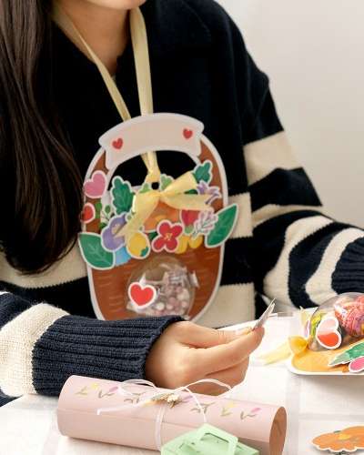 Carnation DIY Kit - Candy Necklace Craft Set
