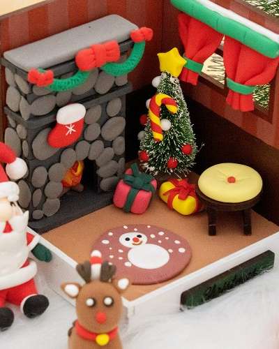 Mini Santa House Christmas DIY Craft Kit Art Play Kit