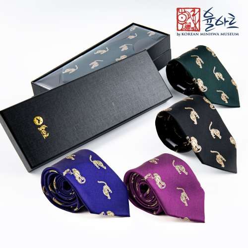 Korean Folk Painting Tiger Necktie | Men's Formal Luxury Gift | Magpie Tiger Pattern Business Tie