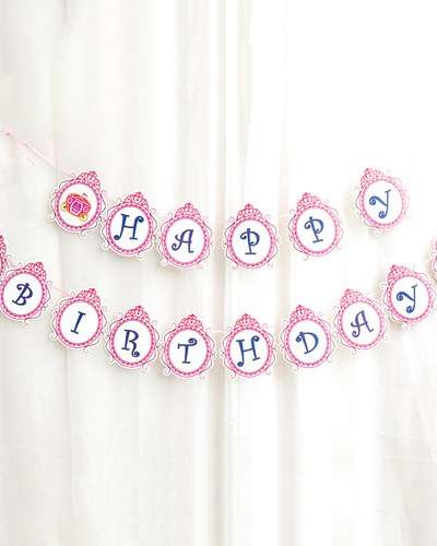 Happy Birthday Carriage Princess Birthday Garland Children's Room Party Decoration