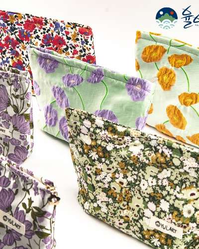 Soft Folk Painting Cosmetic Pouch 6 Types - Travel Brush, Sanitary Pad, Square Shape