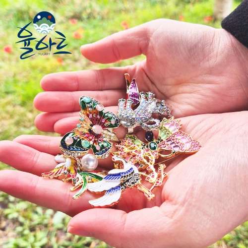 Traditional Korean Minhwa Owl Hanbok Brooch - 19 Designs
