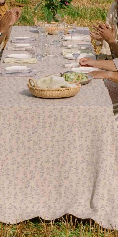 MEIRAMI Blanket