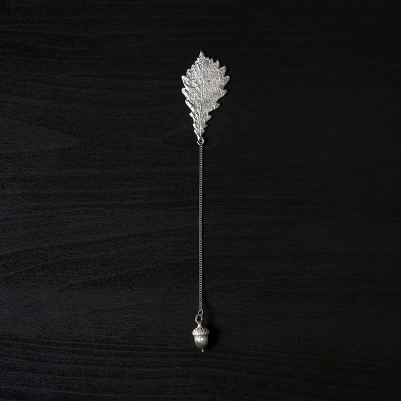 Sawtooth Oak Leaf Bookmark