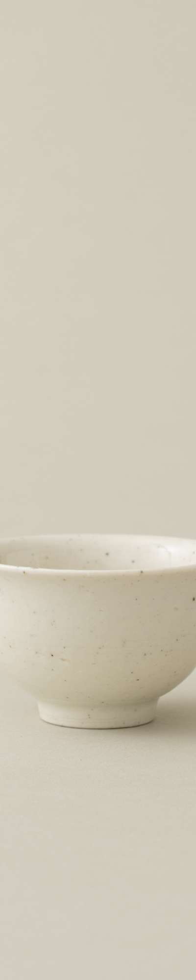 Curved Tea Cup - Plain Porcelain