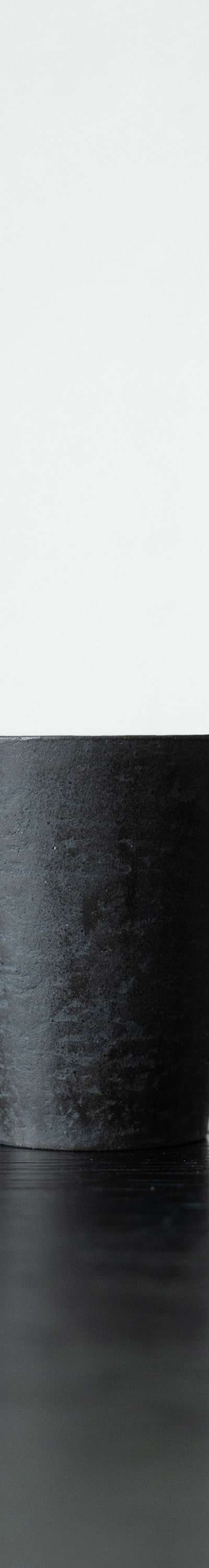 One-Hand Cup - Black Glaze