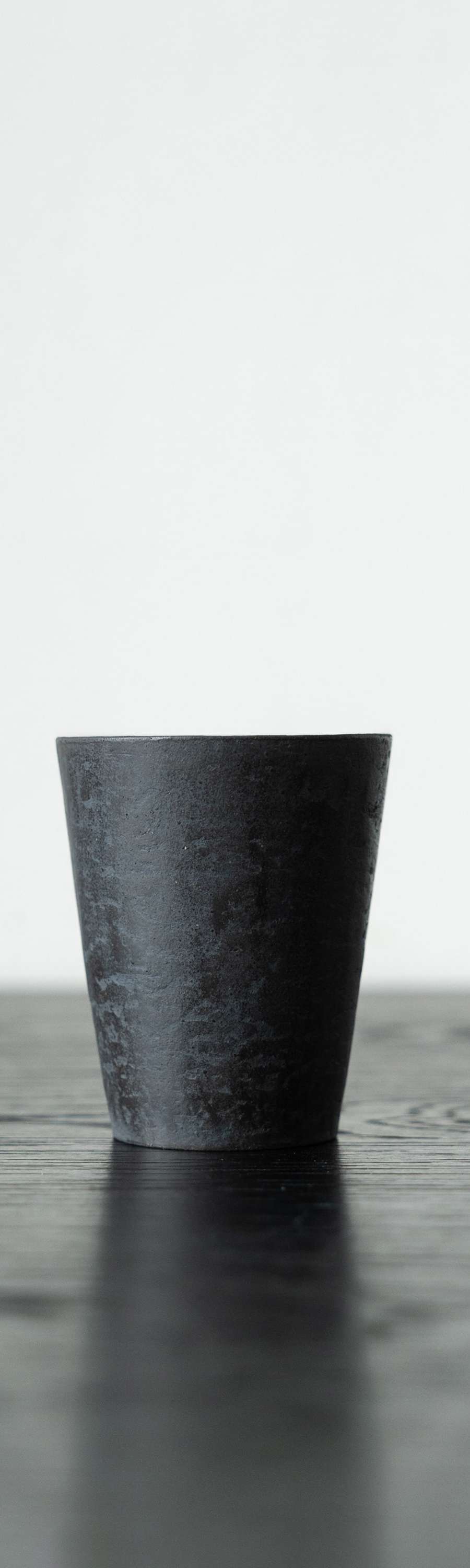 One-Hand Cup - Black Glaze