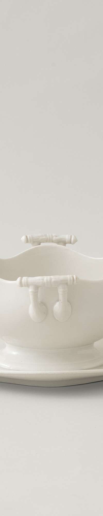 1848s–1917s Belgium Depuisseau Porcelaine de Baudour Gravy Boat