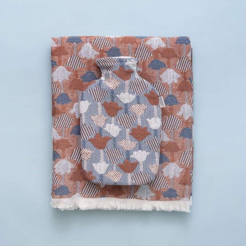 Wool Blanket & Hot Water Bottle SET - TULPPAANI Cinnamon & Blue