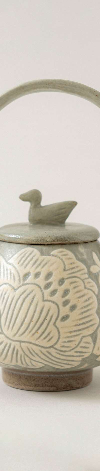 Picture Fragment Teapot