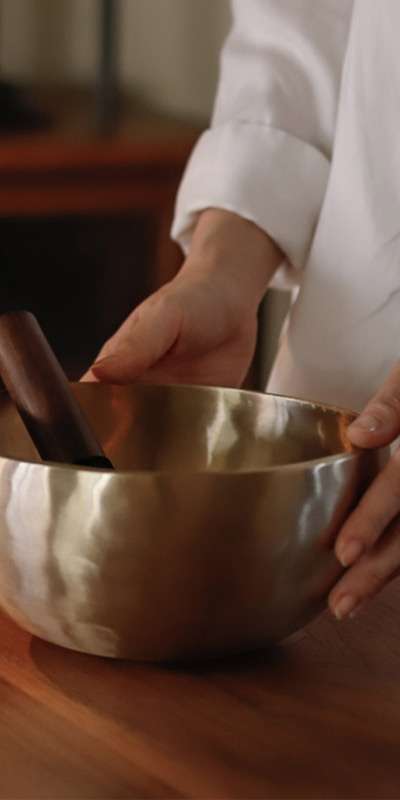 Premium Singing Bowl Meditation Kit - L
