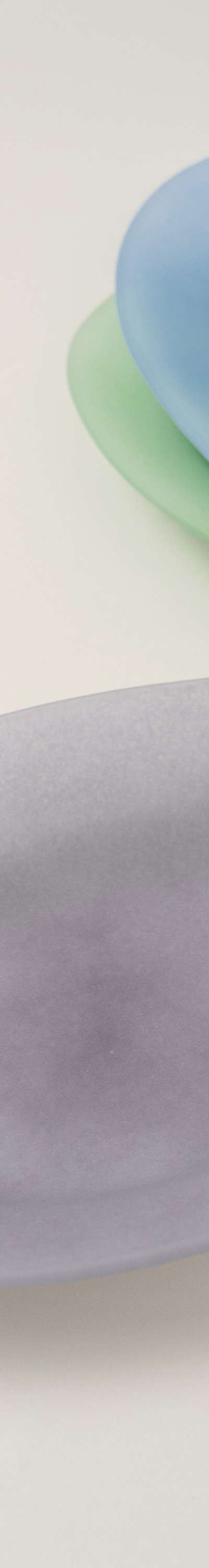 Matt Powdery Wing Oval Plate