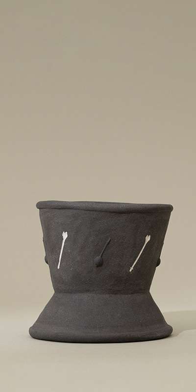 Wild Rose Berry Oval Curved Planter