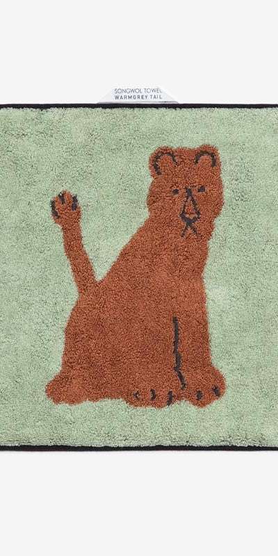 Lioness Hand Towel - Mint