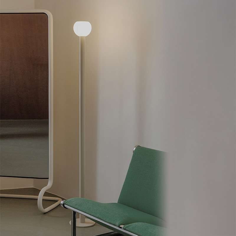 MANON 16 Floor Lamp