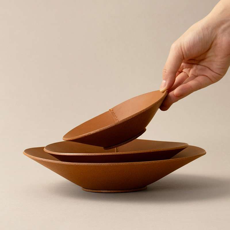 Round Tray - Camel