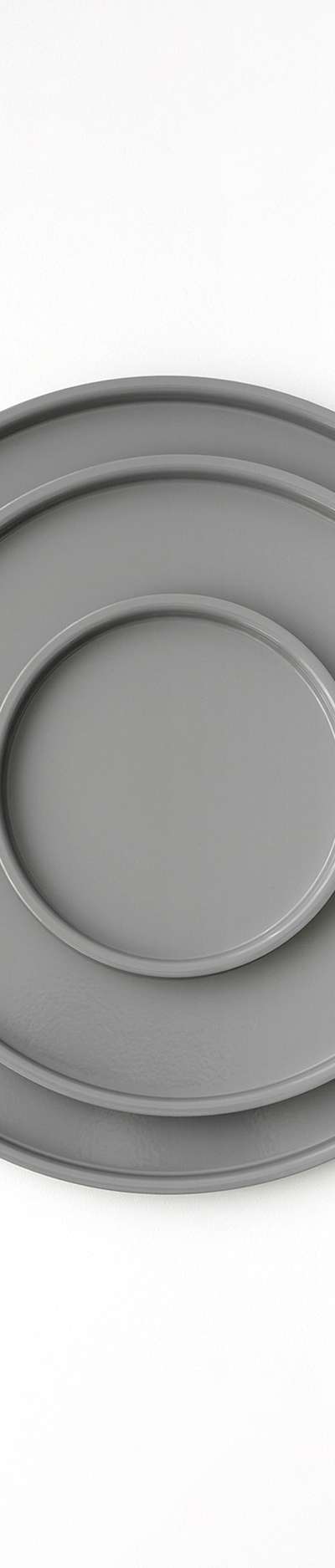 Colored Aluminum Round Tray - Valley Gray