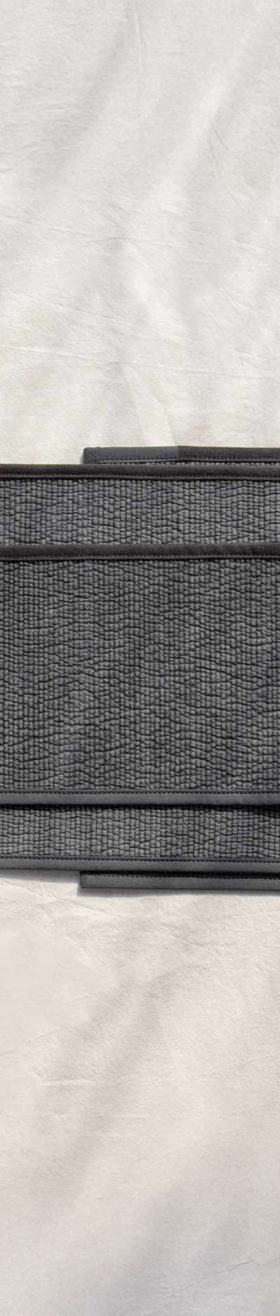 Nubi Tea Mat - Charcoal Black