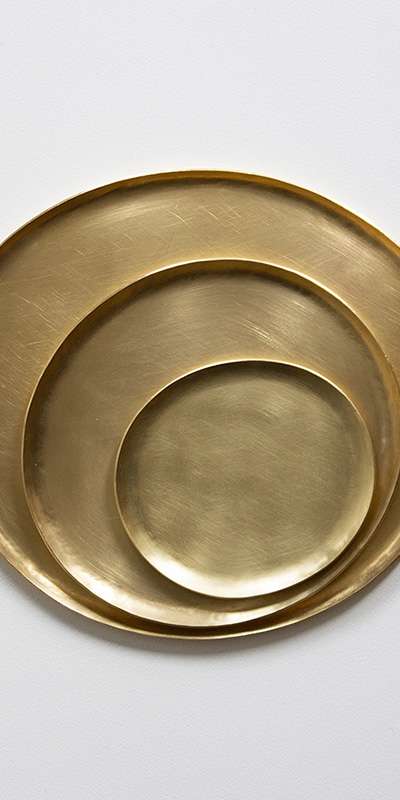 Round Hammered Tray Series