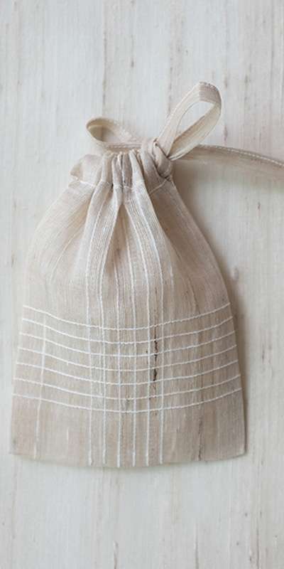 Rough Square Pouch