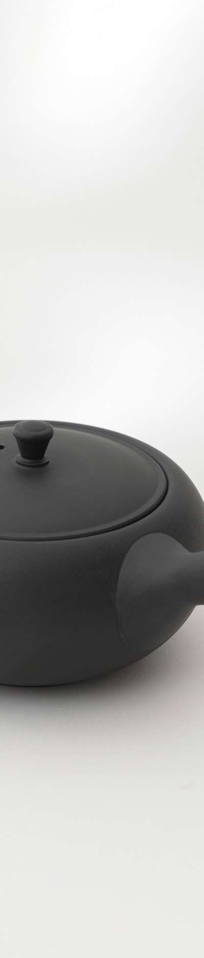 Black Teapot Side Handle L