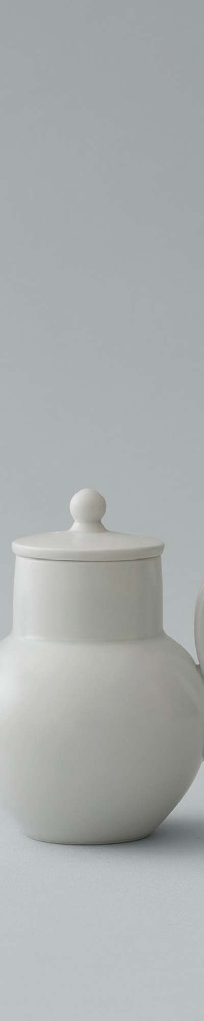 Jeon Sang-Geun White Porcelain Teapot