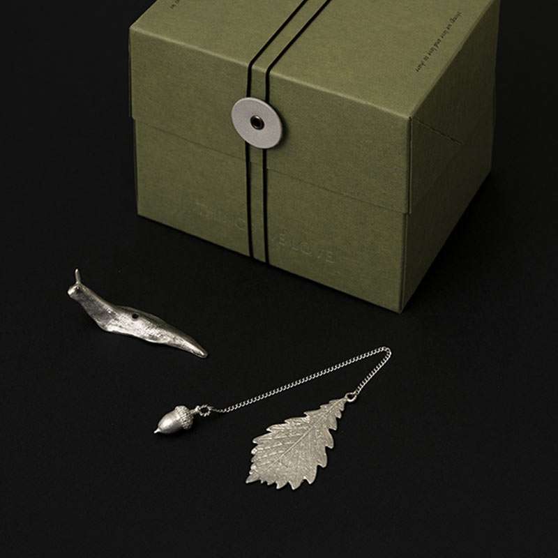 [GIFT] A Forest's Gift Set for Book Lovers