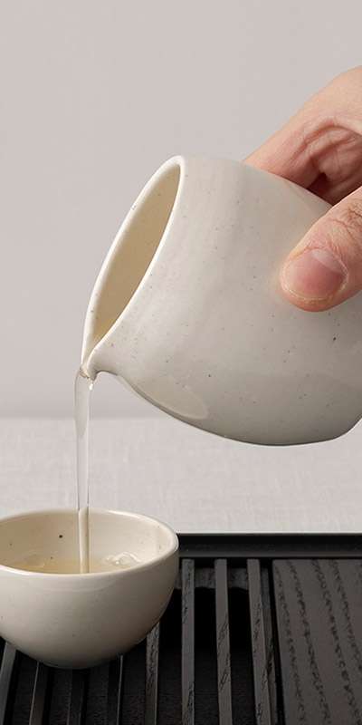 Plain Handmade Tea Vessel