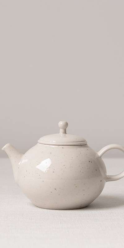 Plain White Porcelain Teapot