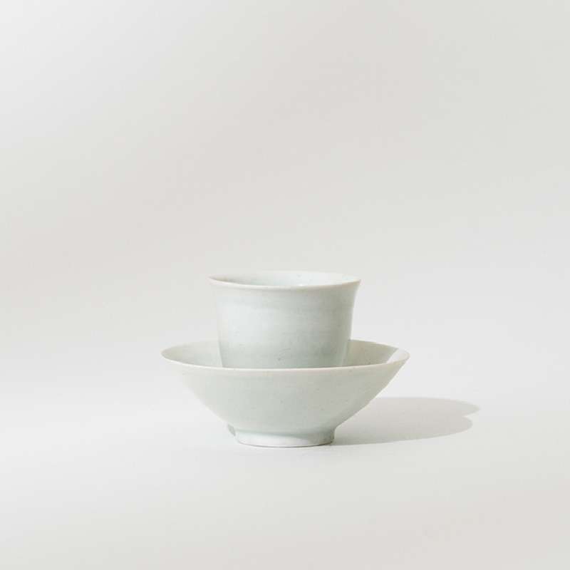White Porcelain Tea Cup Set