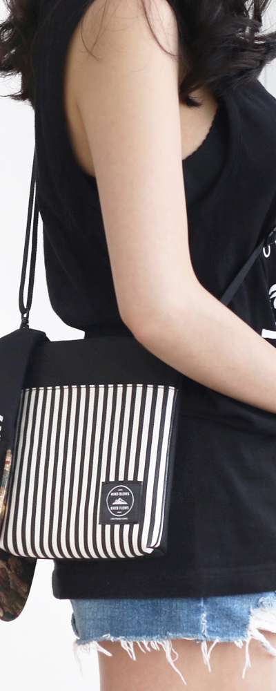 Triping Crossbody Bag