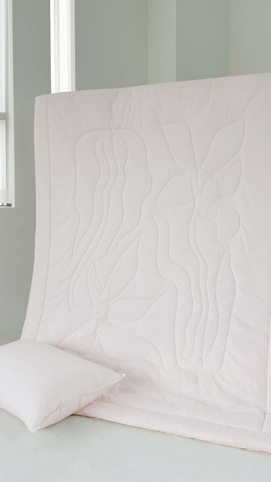 Flower Stitch Quilting Blanket