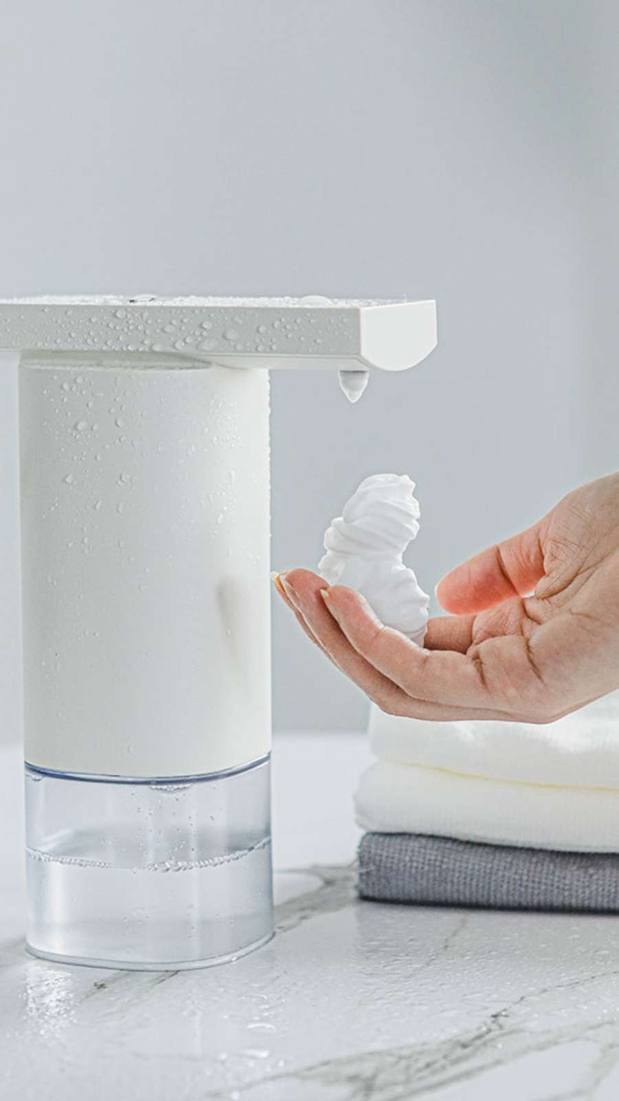 ±0 Auto Dispenser