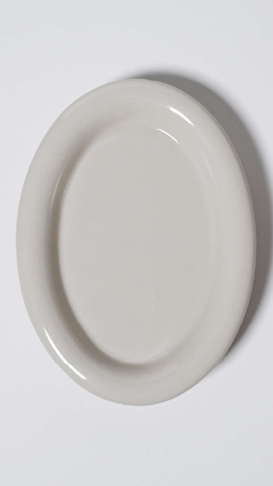 Still Life Natural Plate - Warm Gray (M/L)
